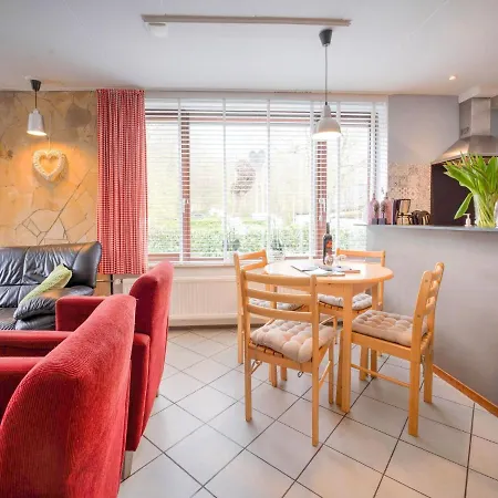 Holiday home Serene In *