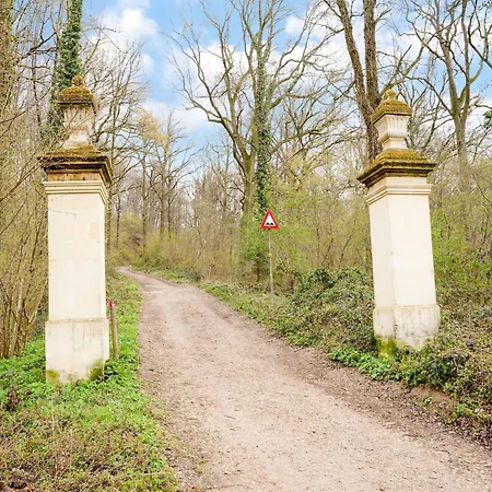 In Near Maastricht * Ulestraten