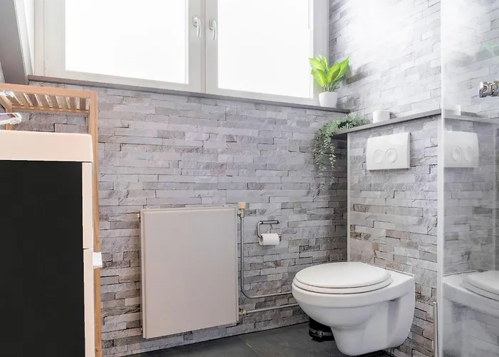 In Near Maastricht * Ulestraten